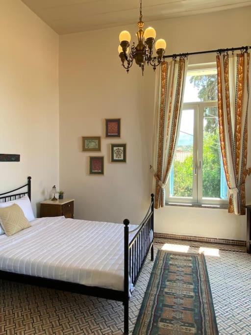Yioklima - Renovated Neoclassical House With Two Bedrooms Vamos Luaran gambar