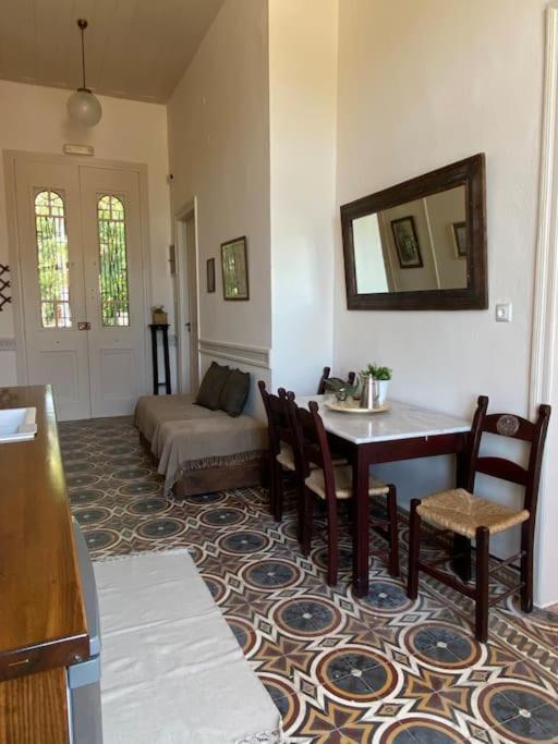 Yioklima - Renovated Neoclassical House With Two Bedrooms Vamos Luaran gambar